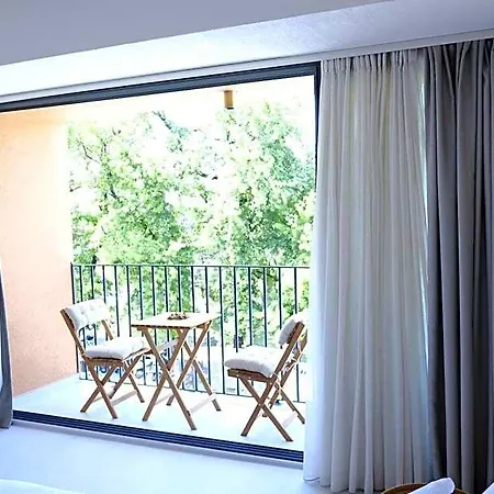Rue * Fethiye